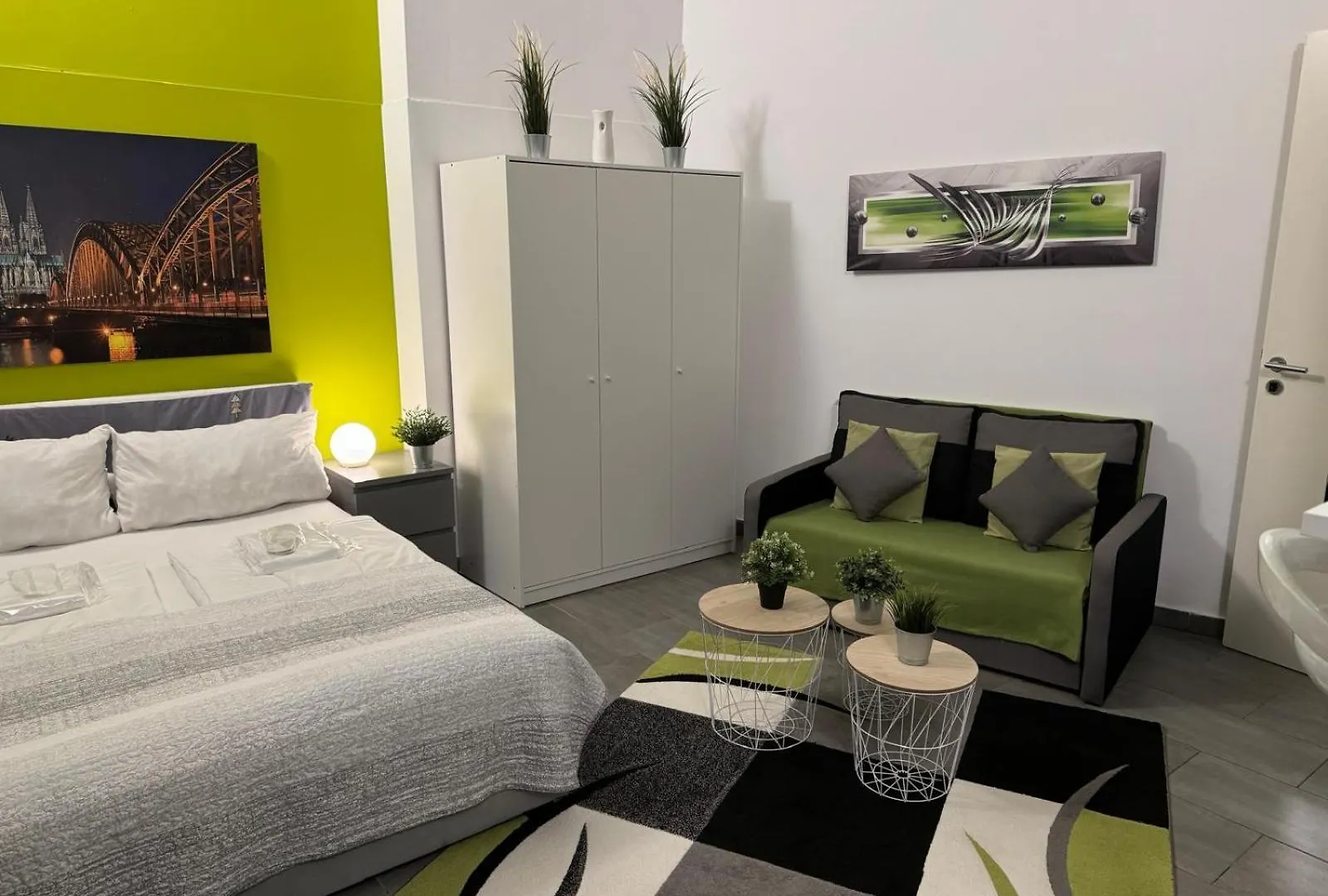 Cityperle - Ruhige Apartments In Direkter Innenstadt Lage Naehe Dom - Cologne
